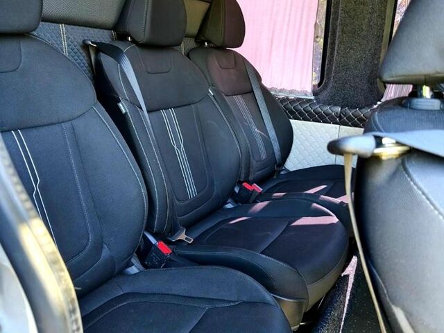Белый Мерседес Sprinter, объемом двигателя 2.2 л и пробегом 338 тыс. км за 25500 $, фото 6 на Automoto.ua