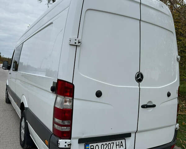 Білий Мерседес Sprinter, об'ємом двигуна 2.99 л та пробігом 740 тис. км за 27000 $, фото 3 на Automoto.ua