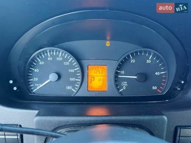 Білий Мерседес Sprinter, об'ємом двигуна 2.1 л та пробігом 226 тис. км за 25500 $, фото 32 на Automoto.ua