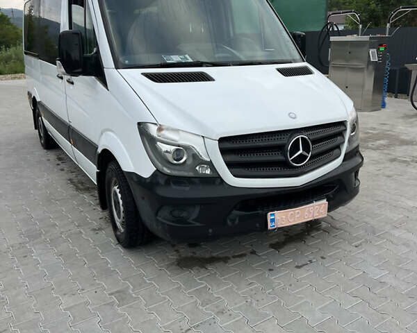 Белый Мерседес Sprinter, объемом двигателя 0 л и пробегом 390 тыс. км за 21000 $, фото 5 на Automoto.ua
