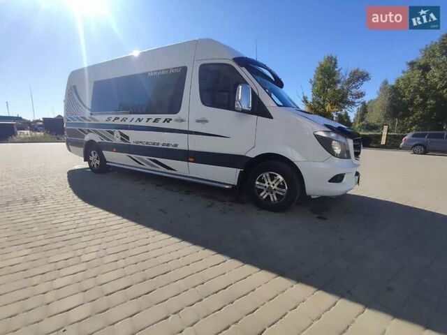 Белый Мерседес Sprinter, объемом двигателя 2.1 л и пробегом 800 тыс. км за 22000 $, фото 5 на Automoto.ua