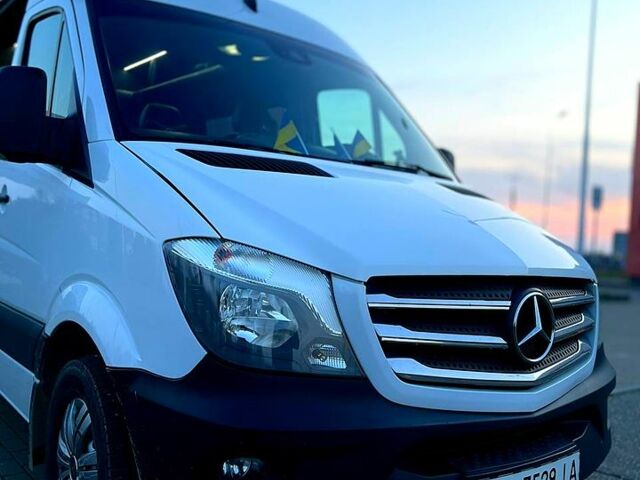 Белый Мерседес Sprinter, объемом двигателя 2.1 л и пробегом 300 тыс. км за 24000 $, фото 9 на Automoto.ua