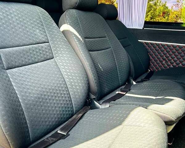 Белый Мерседес Sprinter, объемом двигателя 3 л и пробегом 324 тыс. км за 30200 $, фото 19 на Automoto.ua
