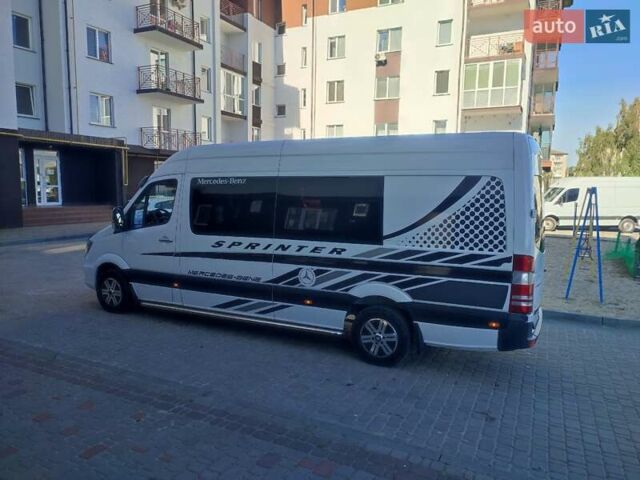 Белый Мерседес Sprinter, объемом двигателя 2.1 л и пробегом 800 тыс. км за 22000 $, фото 21 на Automoto.ua