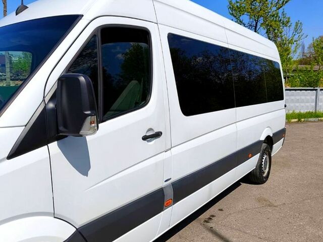 Белый Мерседес Sprinter, объемом двигателя 2.2 л и пробегом 338 тыс. км за 25500 $, фото 1 на Automoto.ua
