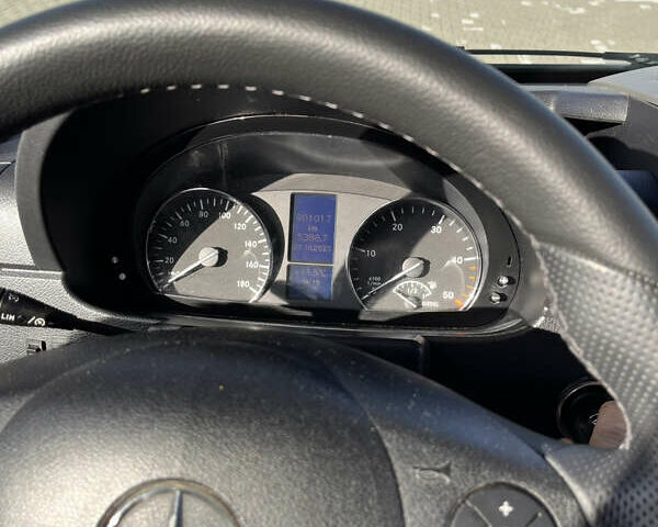 Белый Мерседес Sprinter, объемом двигателя 3 л и пробегом 895 тыс. км за 23700 $, фото 11 на Automoto.ua