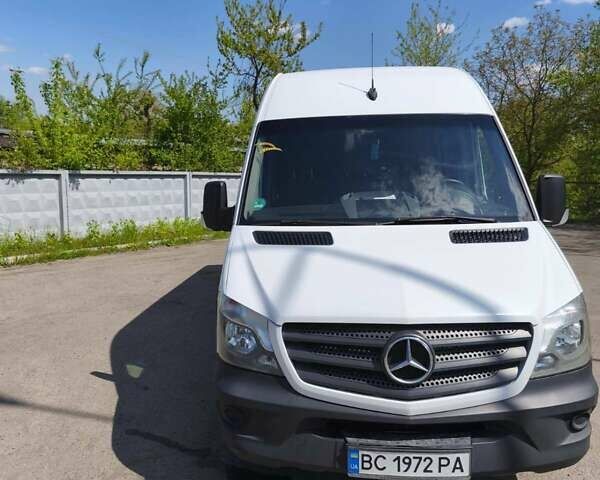 Белый Мерседес Sprinter, объемом двигателя 2.14 л и пробегом 338 тыс. км за 24700 $, фото 9 на Automoto.ua