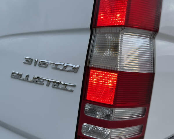 Белый Мерседес Sprinter, объемом двигателя 2.2 л и пробегом 519 тыс. км за 17900 $, фото 34 на Automoto.ua