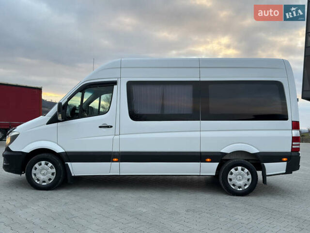 Белый Мерседес Sprinter, объемом двигателя 2.2 л и пробегом 519 тыс. км за 17900 $, фото 5 на Automoto.ua