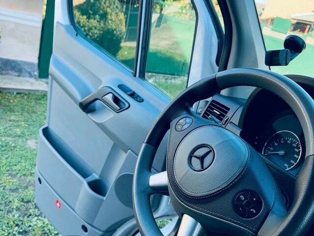 Белый Мерседес Sprinter, объемом двигателя 2.2 л и пробегом 287 тыс. км за 19200 $, фото 49 на Automoto.ua