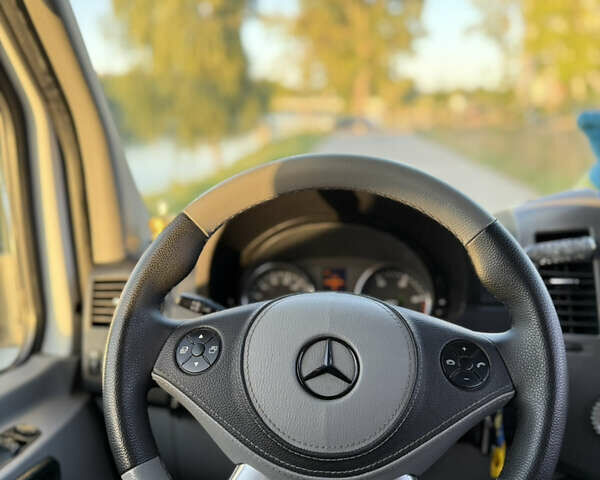 Білий Мерседес Sprinter, об'ємом двигуна 2.14 л та пробігом 685 тис. км за 22300 $, фото 9 на Automoto.ua