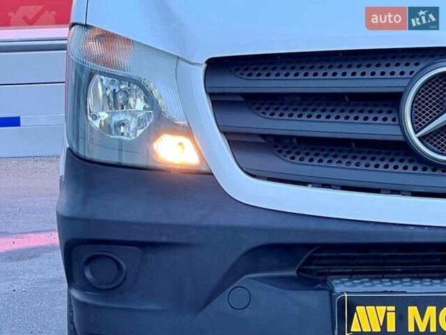 Білий Мерседес Sprinter, об'ємом двигуна 2.1 л та пробігом 226 тис. км за 25500 $, фото 6 на Automoto.ua