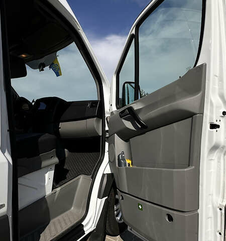 Білий Мерседес Sprinter, об'ємом двигуна 2.2 л та пробігом 320 тис. км за 24900 $, фото 8 на Automoto.ua