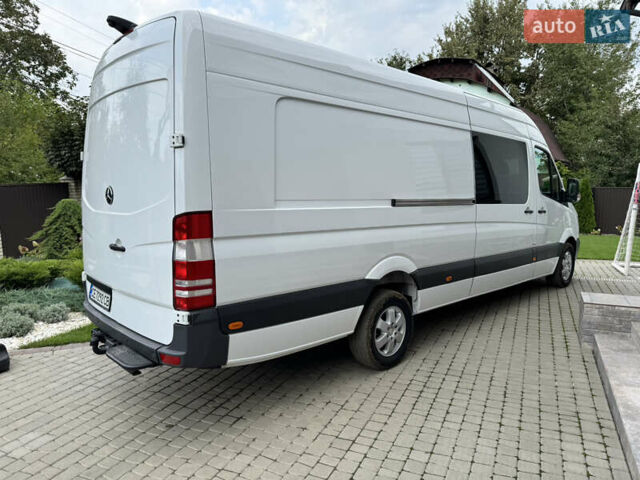 Белый Мерседес Sprinter, объемом двигателя 0 л и пробегом 566 тыс. км за 28500 $, фото 3 на Automoto.ua