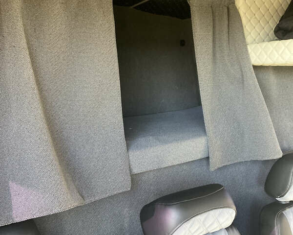 Белый Мерседес Sprinter, объемом двигателя 2.99 л и пробегом 660 тыс. км за 37500 $, фото 17 на Automoto.ua