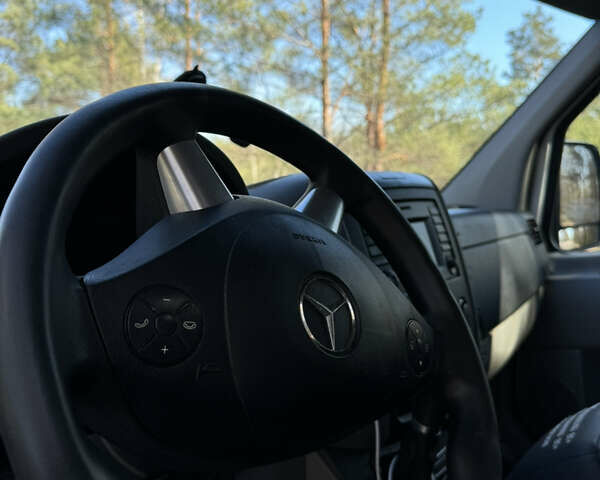 Белый Мерседес Sprinter, объемом двигателя 2.1 л и пробегом 370 тыс. км за 25700 $, фото 10 на Automoto.ua