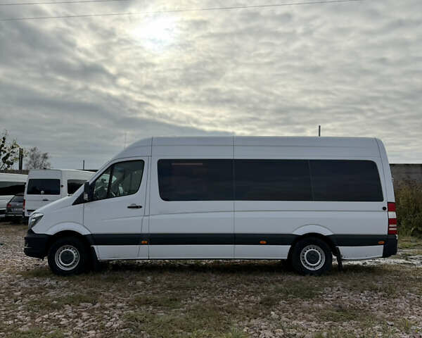 Белый Мерседес Sprinter, объемом двигателя 2.14 л и пробегом 880 тыс. км за 27000 $, фото 6 на Automoto.ua
