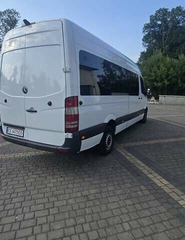 Білий Мерседес Sprinter, об'ємом двигуна 2.2 л та пробігом 750 тис. км за 25721 $, фото 2 на Automoto.ua