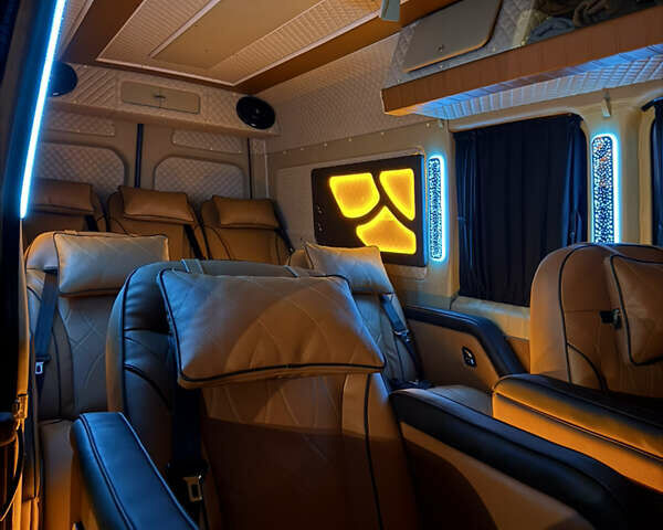 Белый Мерседес Sprinter, объемом двигателя 2.99 л и пробегом 560 тыс. км за 40400 $, фото 33 на Automoto.ua