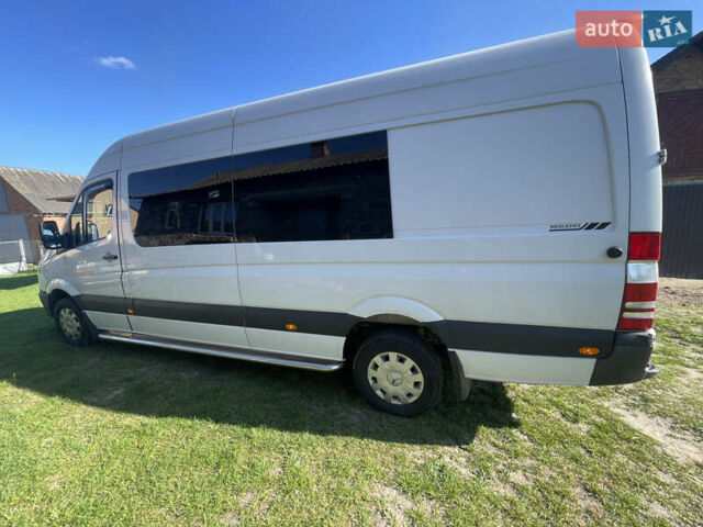 Белый Мерседес Sprinter, объемом двигателя 2.14 л и пробегом 785 тыс. км за 20000 $, фото 6 на Automoto.ua