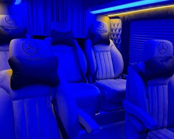 Белый Мерседес Sprinter, объемом двигателя 2.14 л и пробегом 260 тыс. км за 43000 $, фото 16 на Automoto.ua