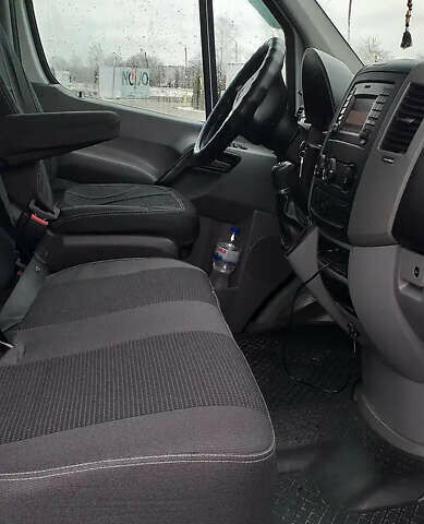 Белый Мерседес Sprinter, объемом двигателя 2.14 л и пробегом 270 тыс. км за 30500 $, фото 21 на Automoto.ua