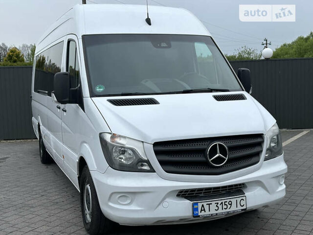 Белый Мерседес Sprinter, объемом двигателя 0 л и пробегом 310 тыс. км за 32150 $, фото 4 на Automoto.ua