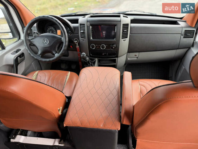 Білий Мерседес Sprinter, об'ємом двигуна 2.14 л та пробігом 268 тис. км за 25000 $, фото 15 на Automoto.ua