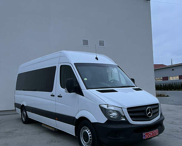 Білий Мерседес Sprinter, об'ємом двигуна 2.2 л та пробігом 332 тис. км за 27900 $, фото 1 на Automoto.ua