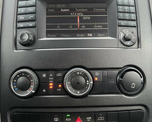 Білий Мерседес Sprinter, об'ємом двигуна 2.2 л та пробігом 332 тис. км за 27900 $, фото 43 на Automoto.ua