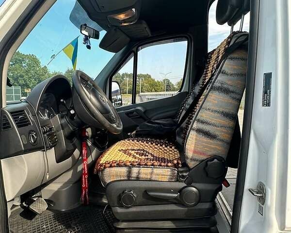 Білий Мерседес Sprinter, об'ємом двигуна 3 л та пробігом 750 тис. км за 26500 $, фото 8 на Automoto.ua