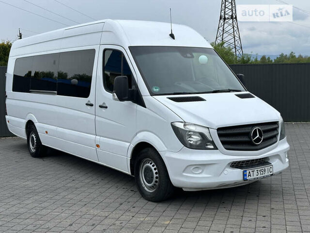 Белый Мерседес Sprinter, объемом двигателя 0 л и пробегом 310 тыс. км за 32150 $, фото 1 на Automoto.ua