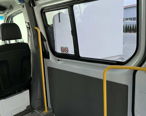 Білий Мерседес Sprinter, об'ємом двигуна 2.2 л та пробігом 332 тис. км за 27900 $, фото 62 на Automoto.ua