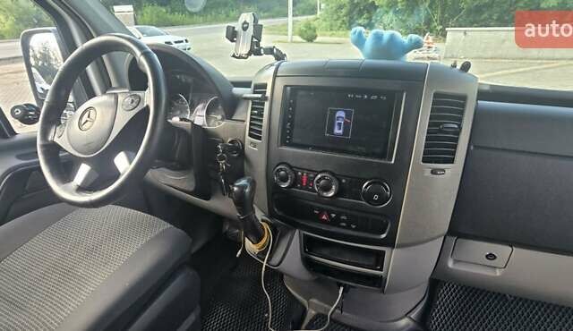 Білий Мерседес Sprinter, об'ємом двигуна 2.2 л та пробігом 750 тис. км за 25721 $, фото 7 на Automoto.ua