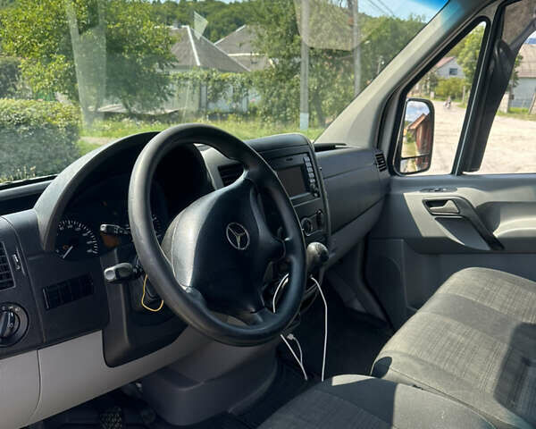 Білий Мерседес Sprinter, об'ємом двигуна 2.14 л та пробігом 540 тис. км за 20000 $, фото 1 на Automoto.ua