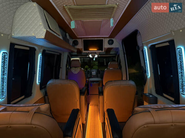Белый Мерседес Sprinter, объемом двигателя 2.99 л и пробегом 560 тыс. км за 40400 $, фото 23 на Automoto.ua