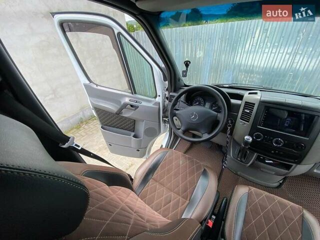 Белый Мерседес Sprinter, объемом двигателя 2.14 л и пробегом 660 тыс. км за 28400 $, фото 9 на Automoto.ua