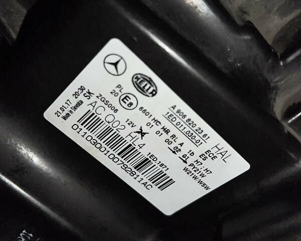 Білий Мерседес Sprinter, об'ємом двигуна 2.2 л та пробігом 332 тис. км за 27900 $, фото 75 на Automoto.ua