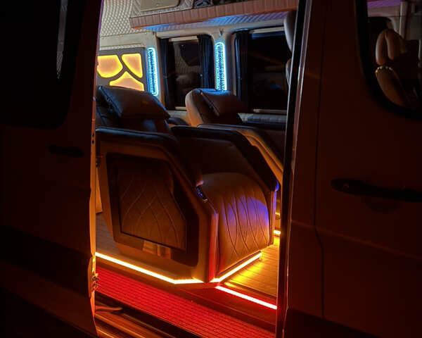Белый Мерседес Sprinter, объемом двигателя 2.99 л и пробегом 560 тыс. км за 40400 $, фото 27 на Automoto.ua