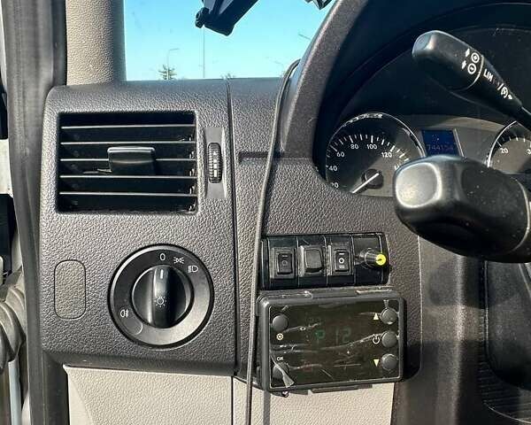 Білий Мерседес Sprinter, об'ємом двигуна 3 л та пробігом 750 тис. км за 26500 $, фото 12 на Automoto.ua