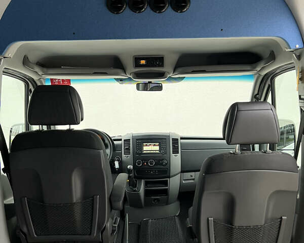 Білий Мерседес Sprinter, об'ємом двигуна 2.2 л та пробігом 332 тис. км за 27900 $, фото 54 на Automoto.ua