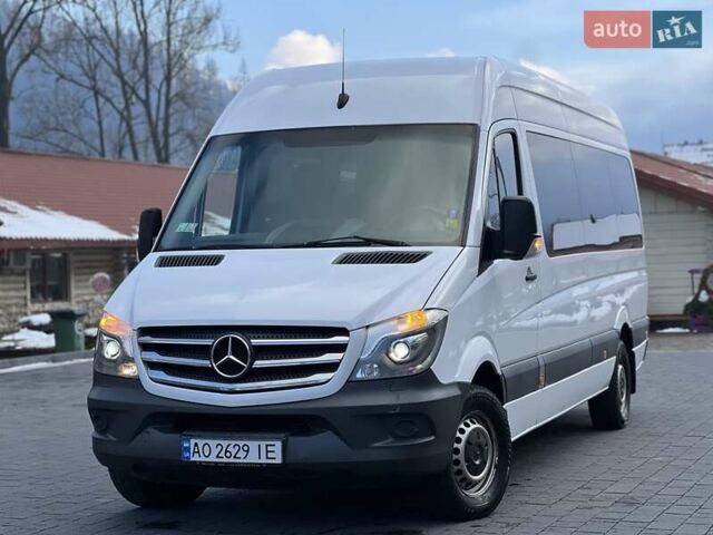 Белый Мерседес Sprinter, объемом двигателя 0 л и пробегом 500 тыс. км за 28300 $, фото 2 на Automoto.ua