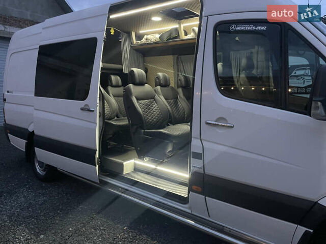 Белый Мерседес Sprinter, объемом двигателя 2.14 л и пробегом 785 тыс. км за 20000 $, фото 1 на Automoto.ua