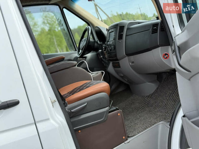 Белый Мерседес Sprinter, объемом двигателя 2.9 л и пробегом 545 тыс. км за 34400 $, фото 94 на Automoto.ua