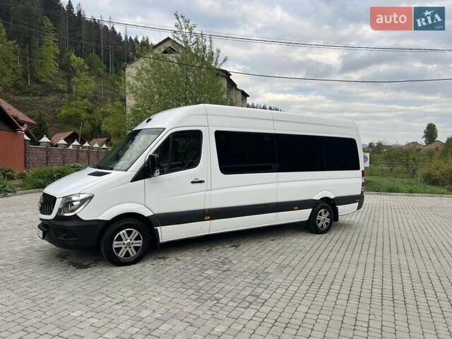 Белый Мерседес Sprinter, объемом двигателя 3 л и пробегом 500 тыс. км за 27999 $, фото 5 на Automoto.ua