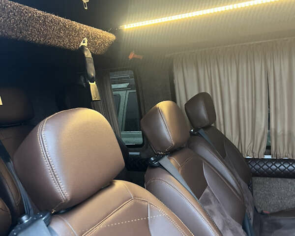 Белый Мерседес Sprinter, объемом двигателя 2.14 л и пробегом 600 тыс. км за 25700 $, фото 5 на Automoto.ua