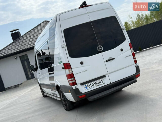 Белый Мерседес Sprinter, объемом двигателя 2.99 л и пробегом 560 тыс. км за 40400 $, фото 9 на Automoto.ua