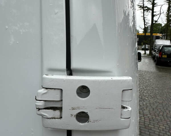 Білий Мерседес Sprinter, об'ємом двигуна 2.14 л та пробігом 575 тис. км за 23999 $, фото 57 на Automoto.ua
