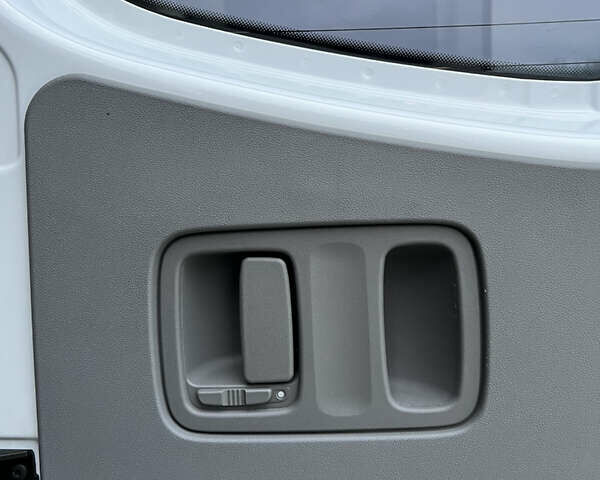 Білий Мерседес Sprinter, об'ємом двигуна 2.2 л та пробігом 332 тис. км за 27900 $, фото 72 на Automoto.ua