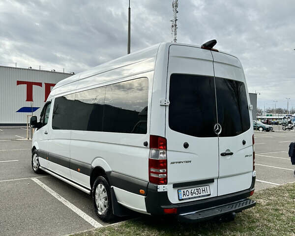 Білий Мерседес Sprinter, об'ємом двигуна 2.3 л та пробігом 455 тис. км за 25600 $, фото 3 на Automoto.ua